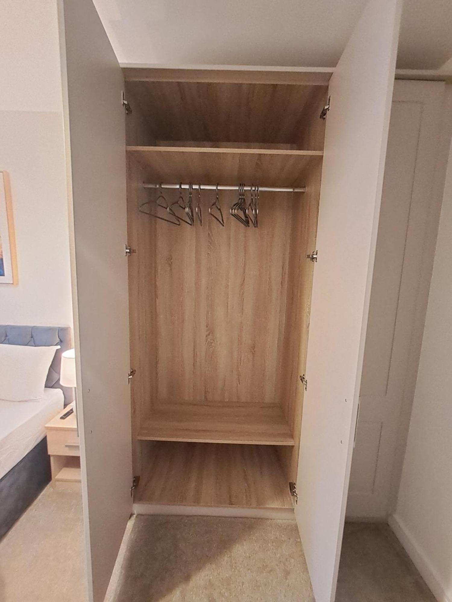 Cozy Bedroom In Lucan, Dublin Extérieur photo